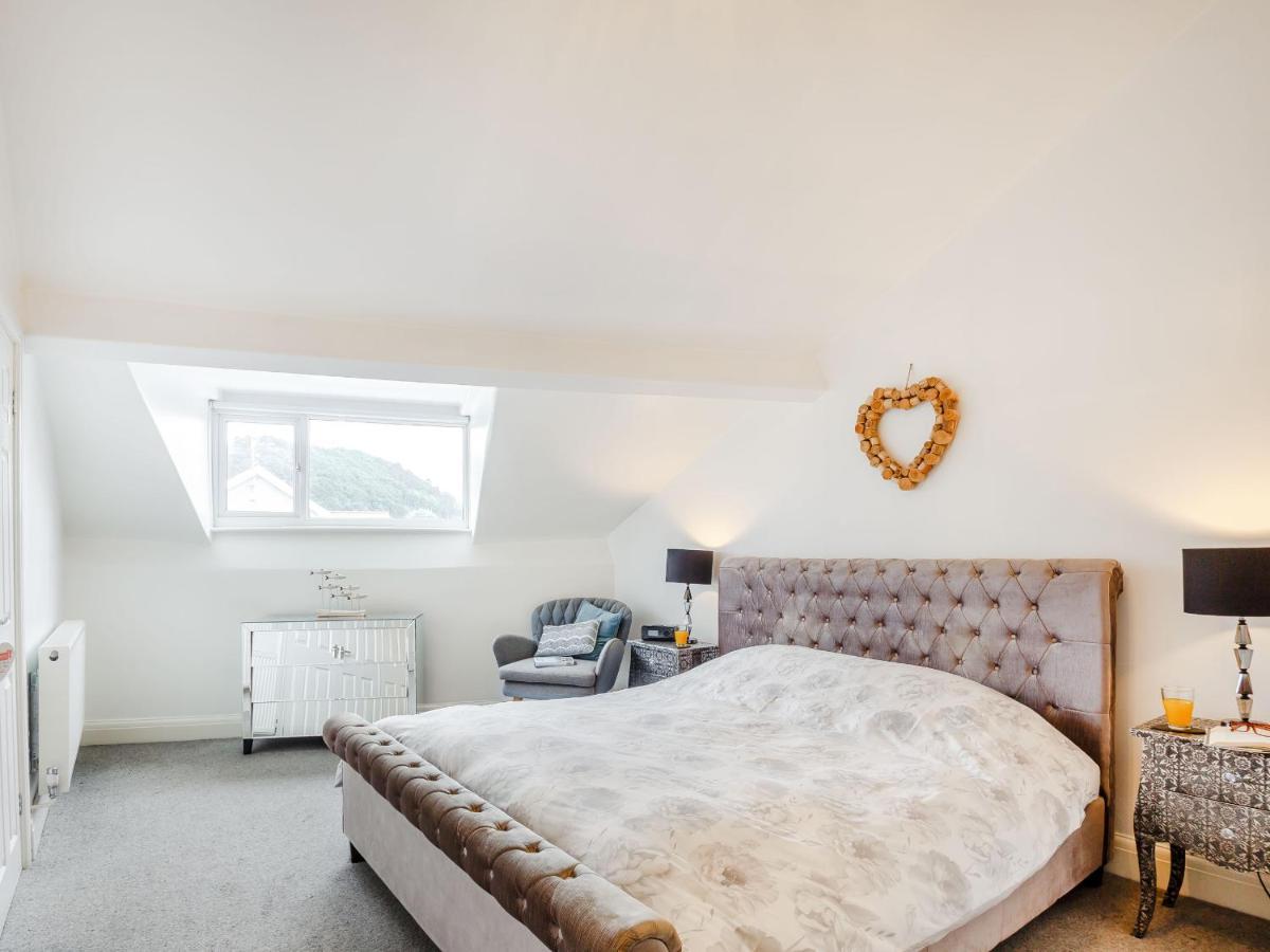 Little Orme View Apartment ลันดิดโน ภายนอก รูปภาพ