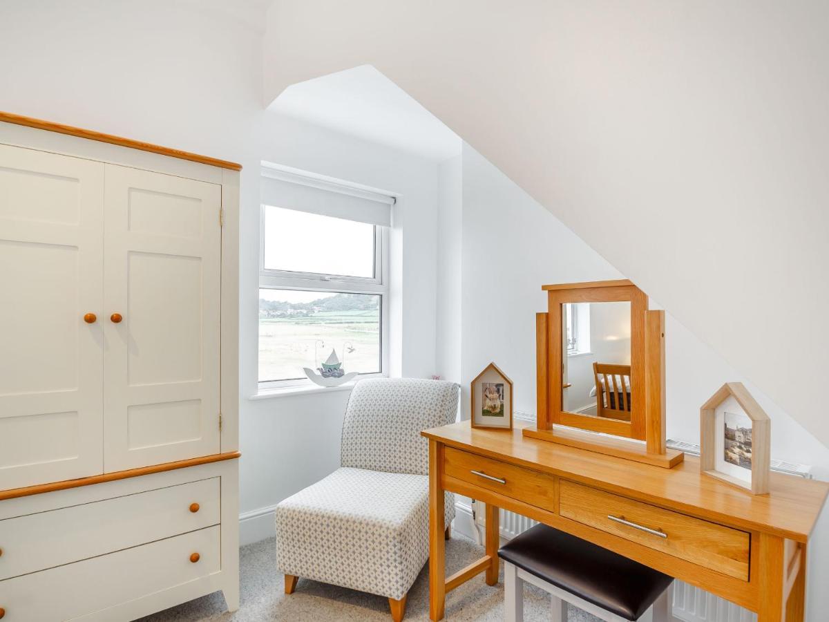 Little Orme View Apartment ลันดิดโน ภายนอก รูปภาพ
